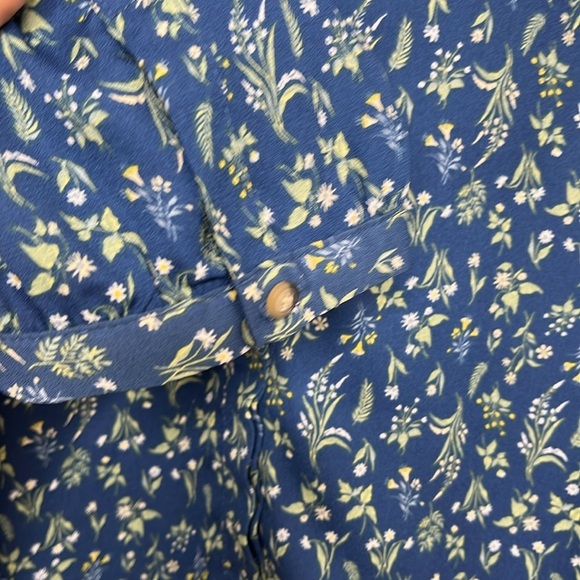 Jachs Girlfriend Blue Floral Button Blouse Women Size M - Picture 4 of 7